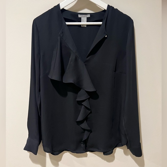 ✨2 for $10✨Black Long Sleeves Blouse - Picture 2 of 8